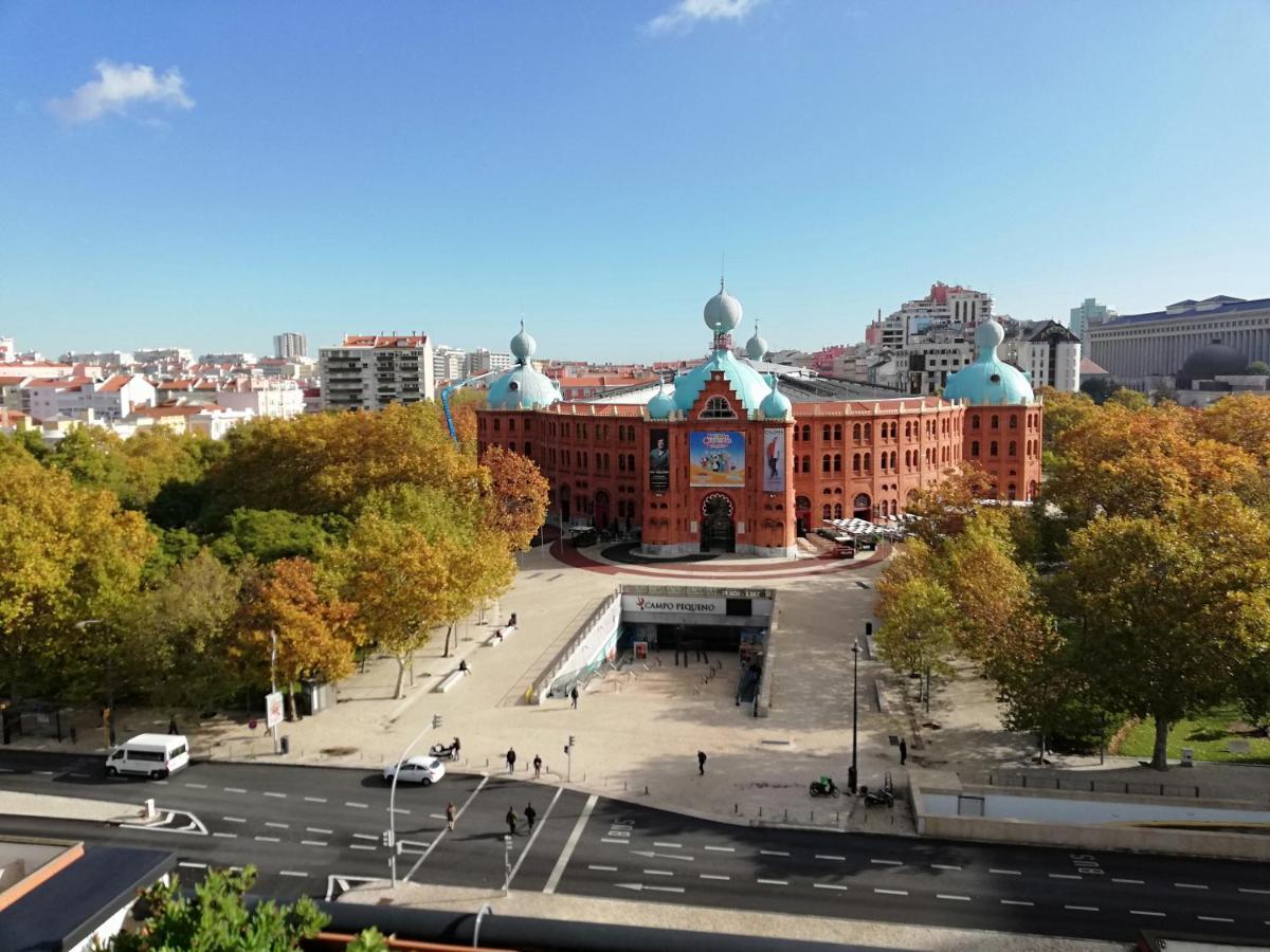 Beautiful Garden-Campo Pequeno Home Lissabon Buitenkant foto